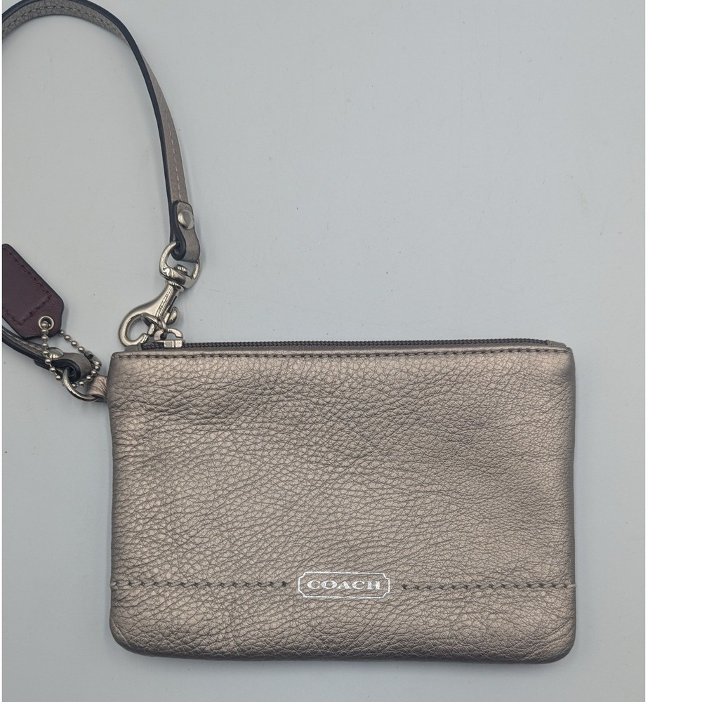 Coach Wristlet Metallic Pewter Pebbled Leather Silver Logo Small - Picture 5 of 9